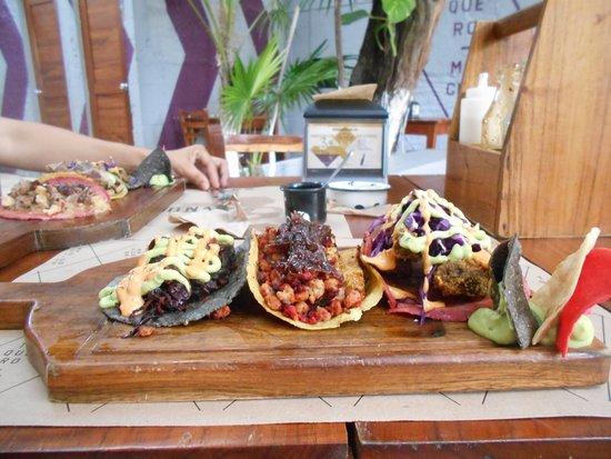 El Socio Naiz Taqueria